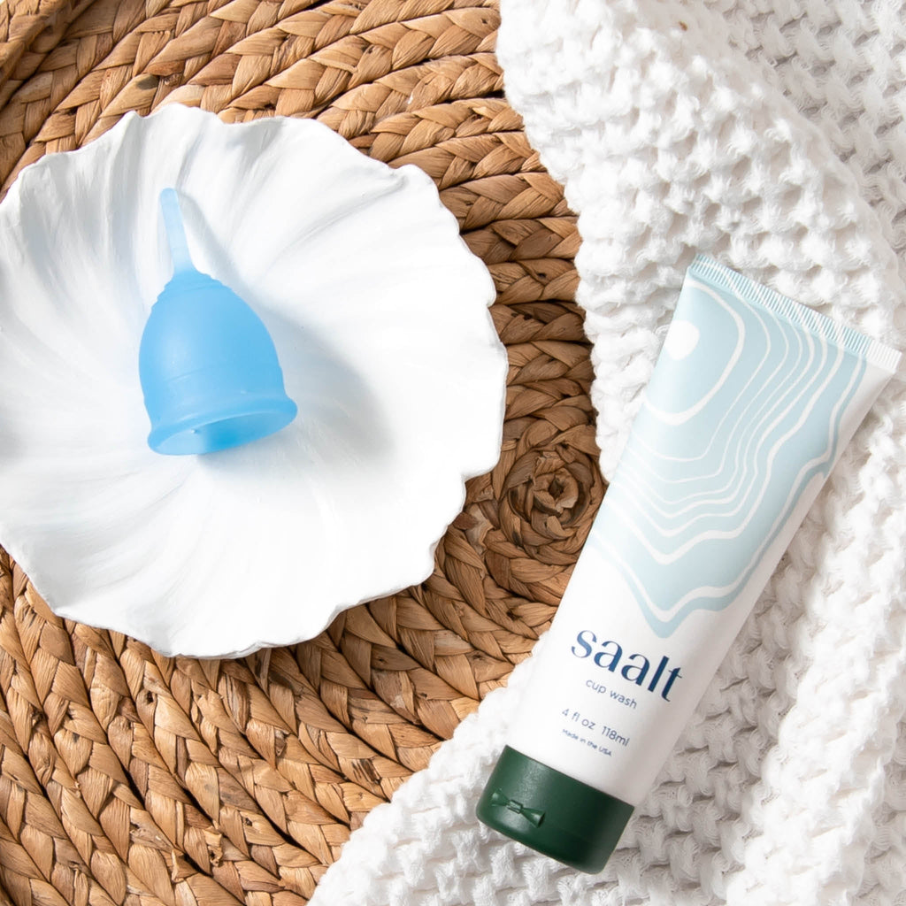 Saalt Cup Wash - Feminine Hygiene Products online | Feminine body Care | PURILLEY